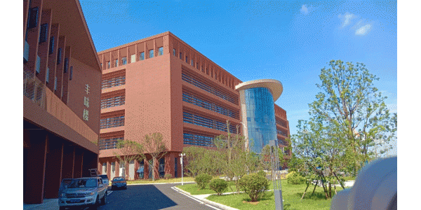 学校案例丨益阳江丰科技职业技术学校“消防门窗卷帘”专属定制